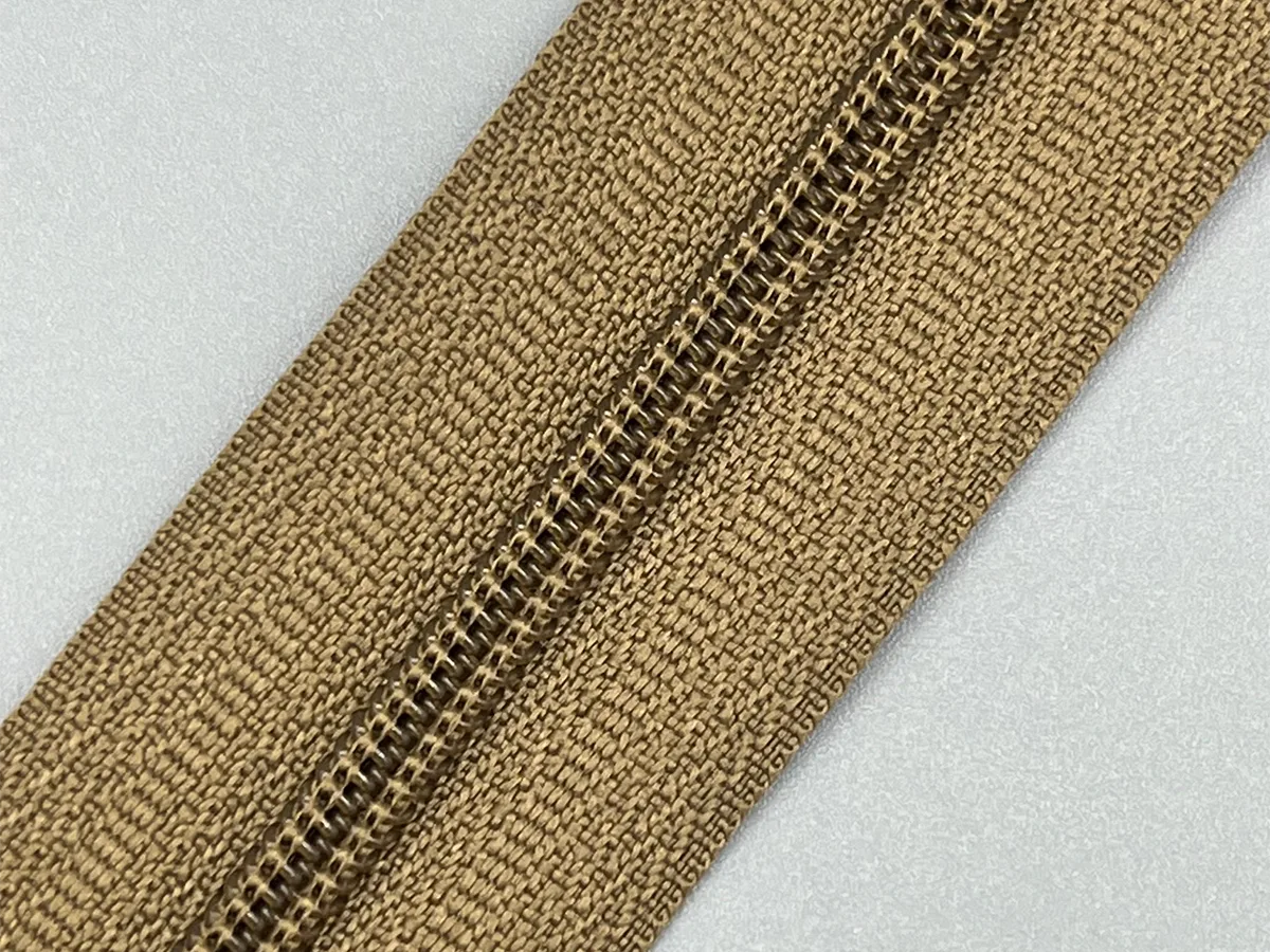 Спиральная молния Тип 3 Cayot Brown